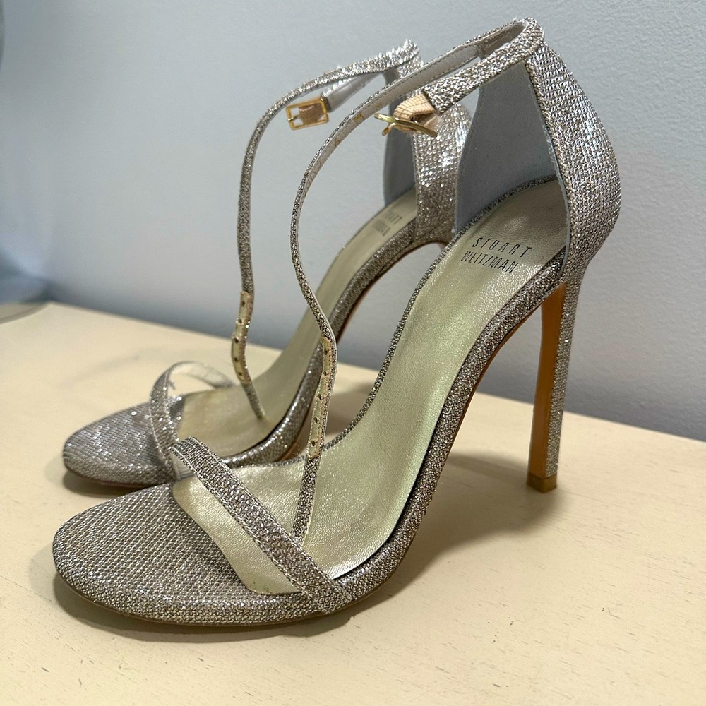 Women Stuart Weitzman Heels Color Gold Size 6